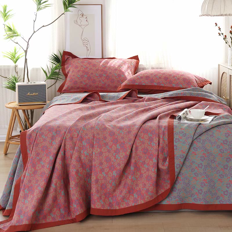 Floral Jacquard Cotton Quilt | Reversible Design | Full/Queen/King Sizes