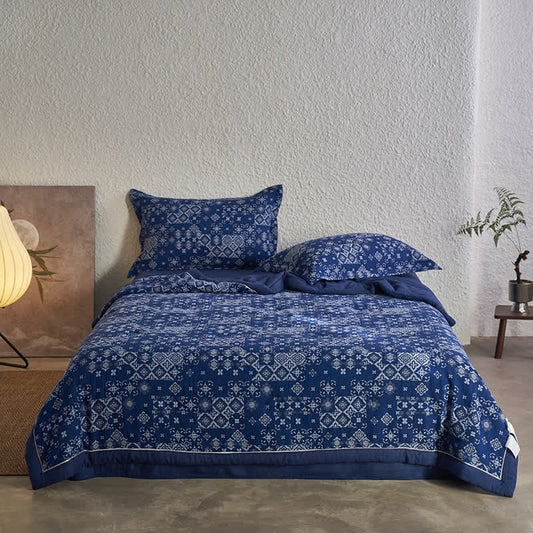Retro Jacquard Quilt | 100% Organic Cotton | Dark Blue, Available in Full, Queen, King Sizes
