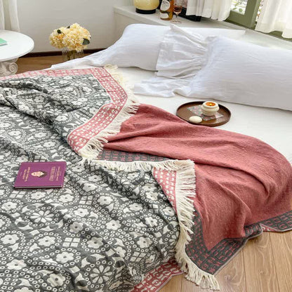 Retro Floral Quilt | 100% Organic Cotton | Full/Queen Size