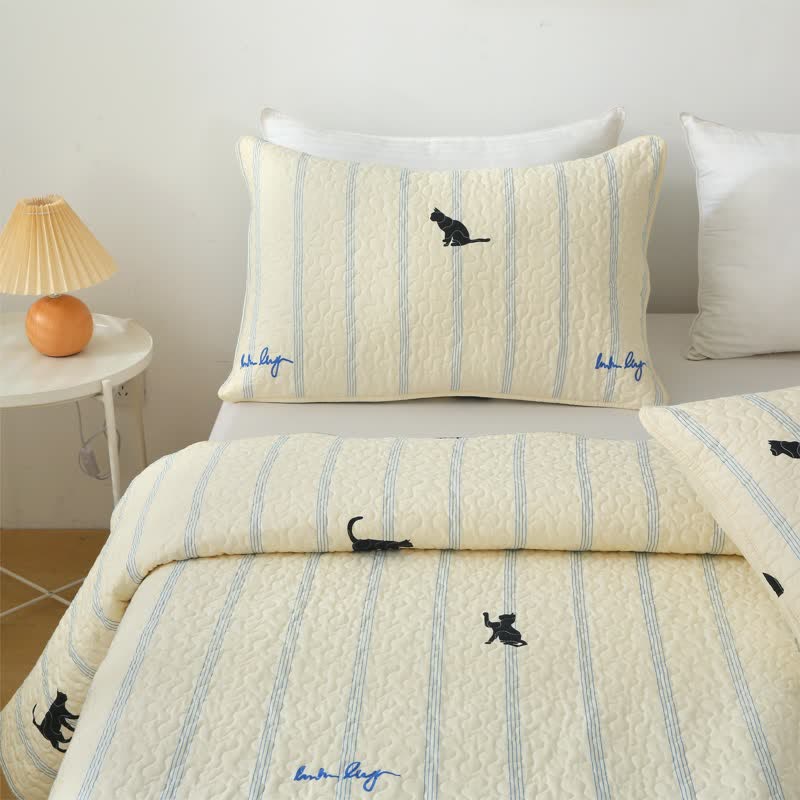 Pure Cotton Reversible Quilt | Black Cat Print | Available in Full, Queen, King Sizes