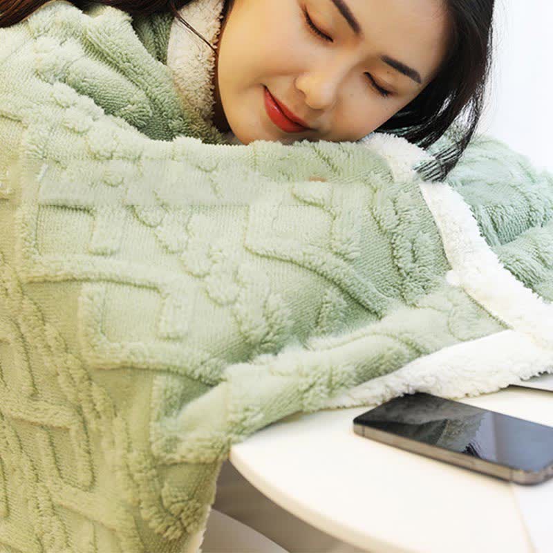 Argyle Pattern Fleece Shawl Blanket | Ultra-Soft Polyester | 35" x 55"
