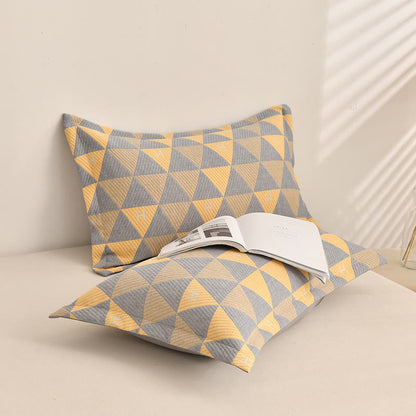 Cotton Quilt | Triangle Pattern Gray & Yellow | Full/Queen/King Sizes