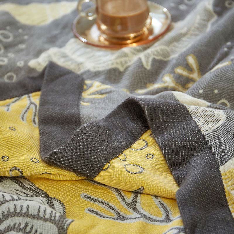 Reversible Marine Life Quilt | Bamboo Fiber | Full/Queen Size