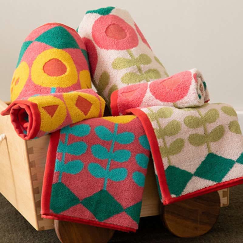 Flower Print Towel | Combed Cotton | 70cm x 140cm