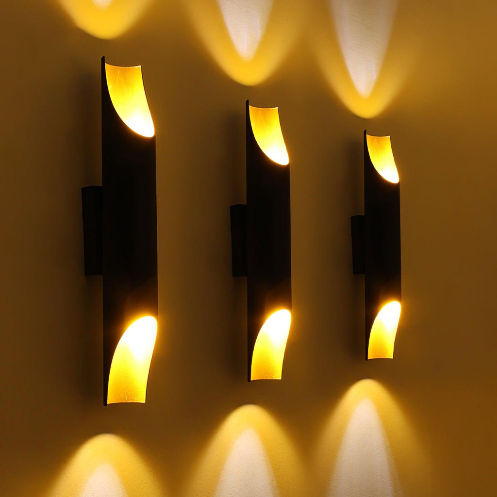 Abigali Straight Wall Lamp | Metal, Iron, Aluminum | Black & Gold, White & Gold