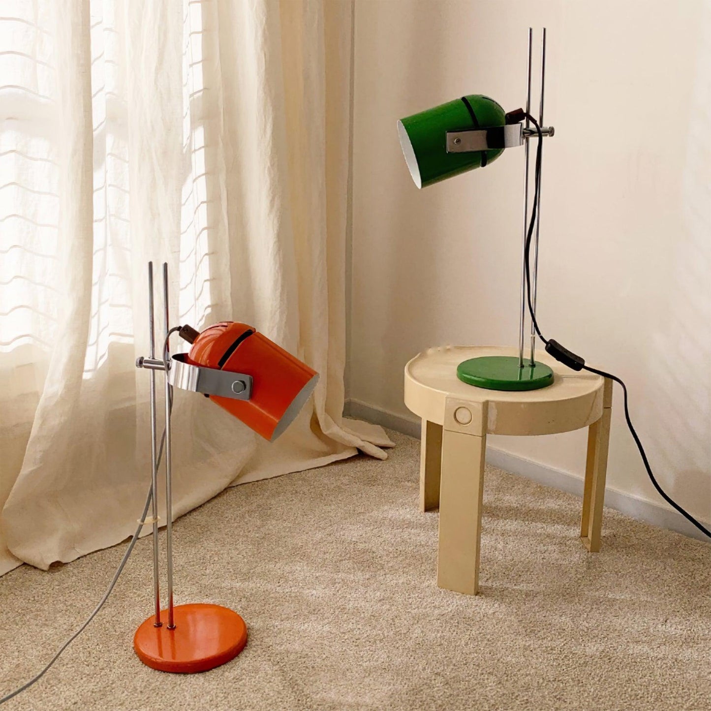 Adjusta Liftable Desk Lamp | Iron Construction | Chrome, Orange, Green