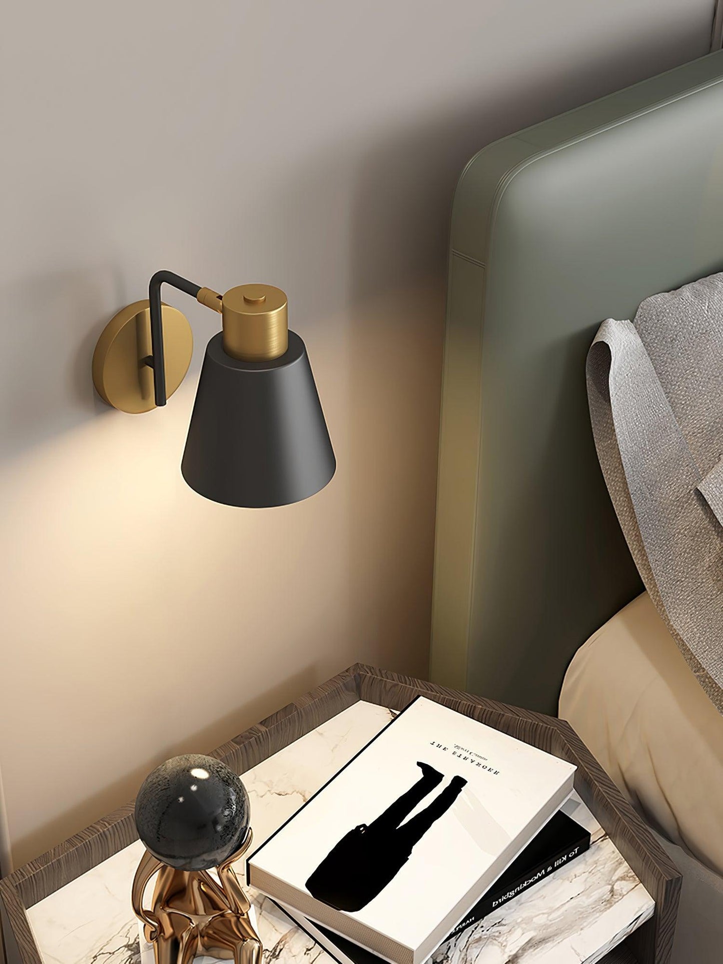 Adjustable Wall Lamp | Metal | Black & Gold