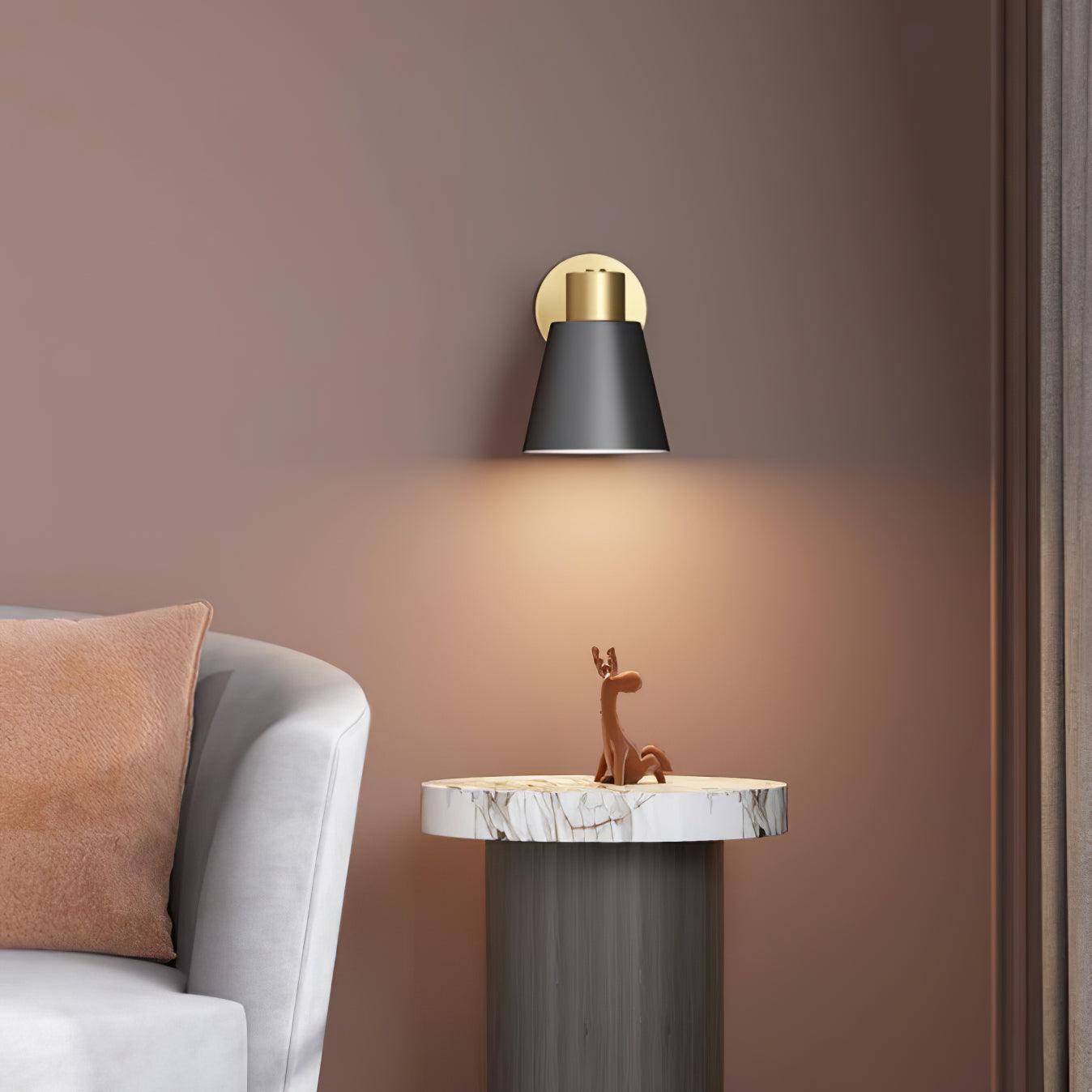 Adjustable Wall Lamp | Metal | Black & Gold