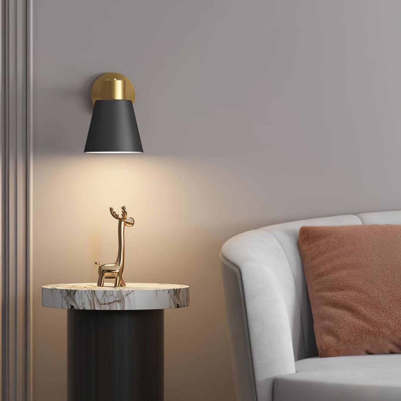 Adjustable Wall Lamp | Metal | Black & Gold