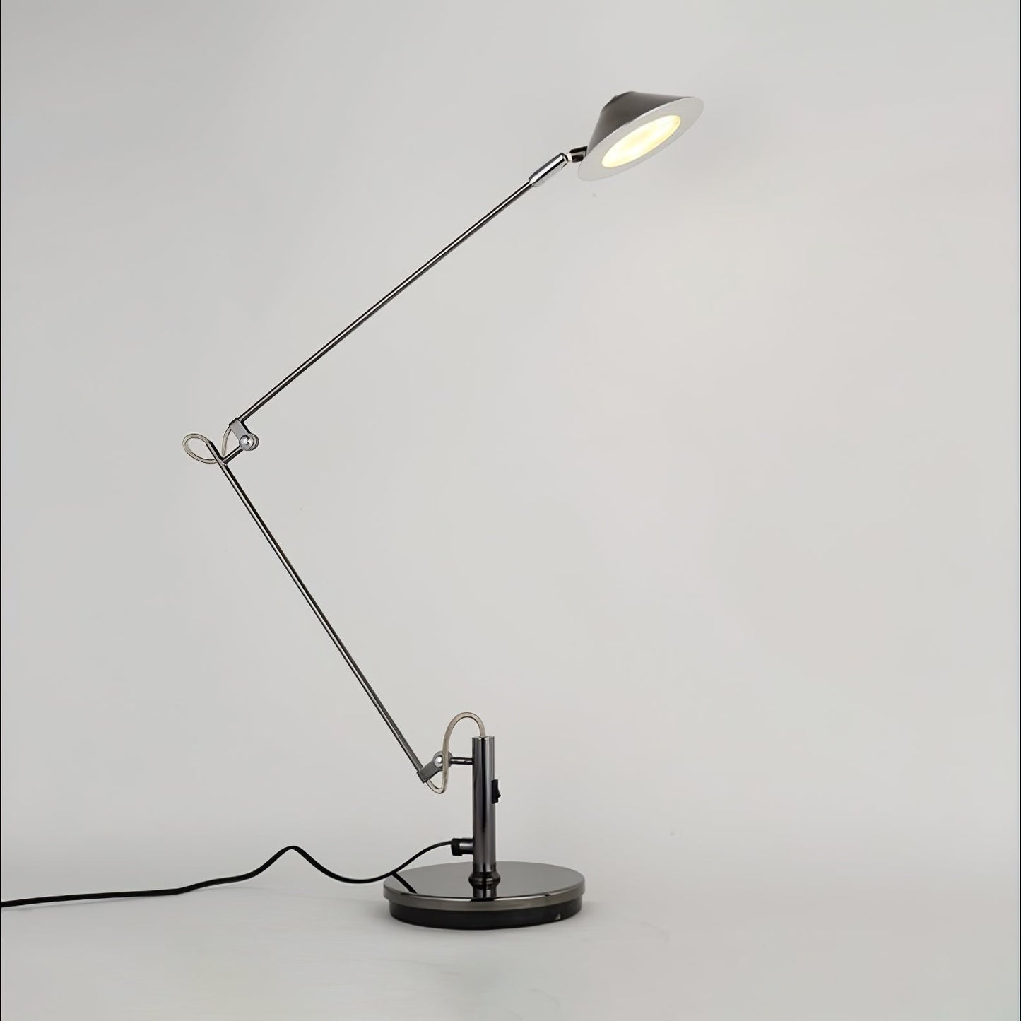 Adjustable Office Task Lamp | Metal | Black