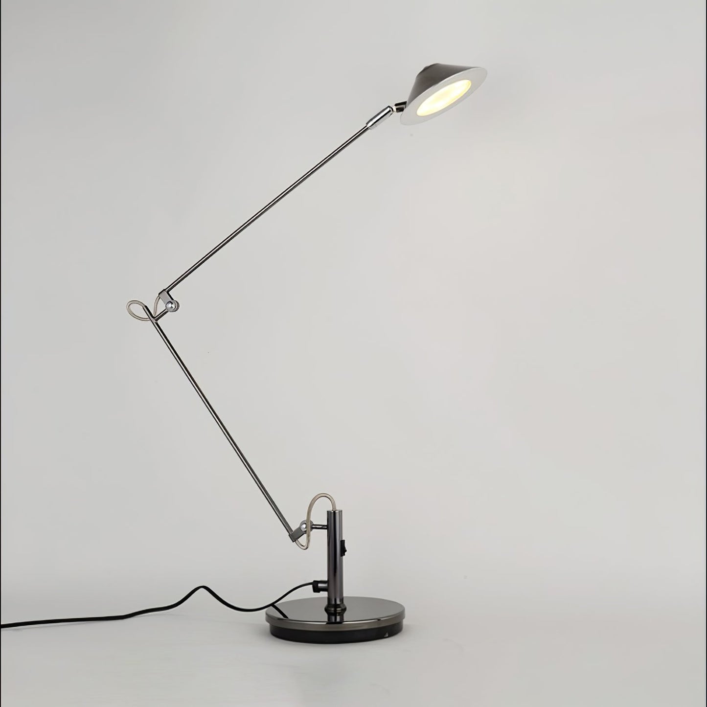 Adjustable Office Task Lamp | Metal | Black