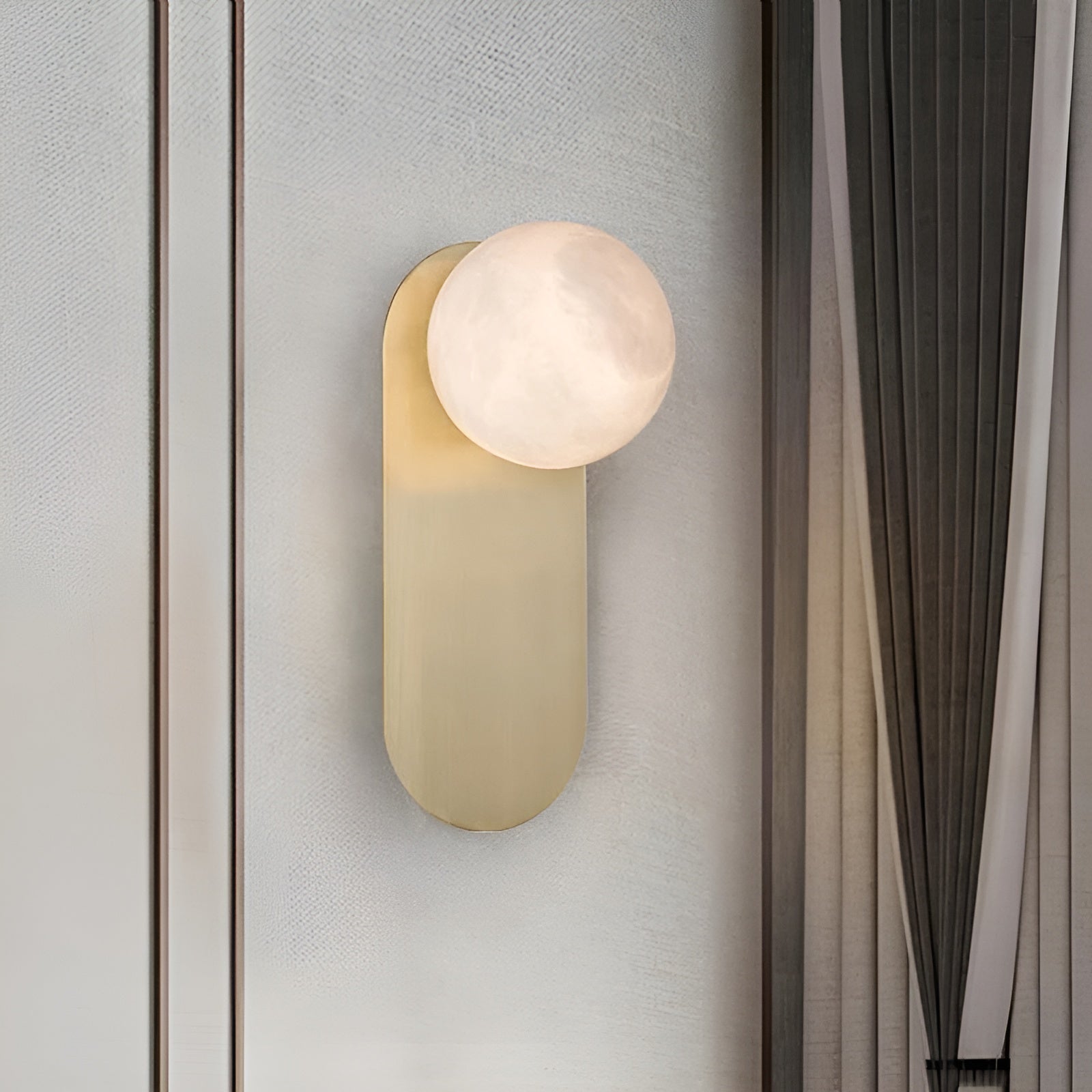 Adrion Alabaster Wall Light | Metal & Alabaster | Copper Finish