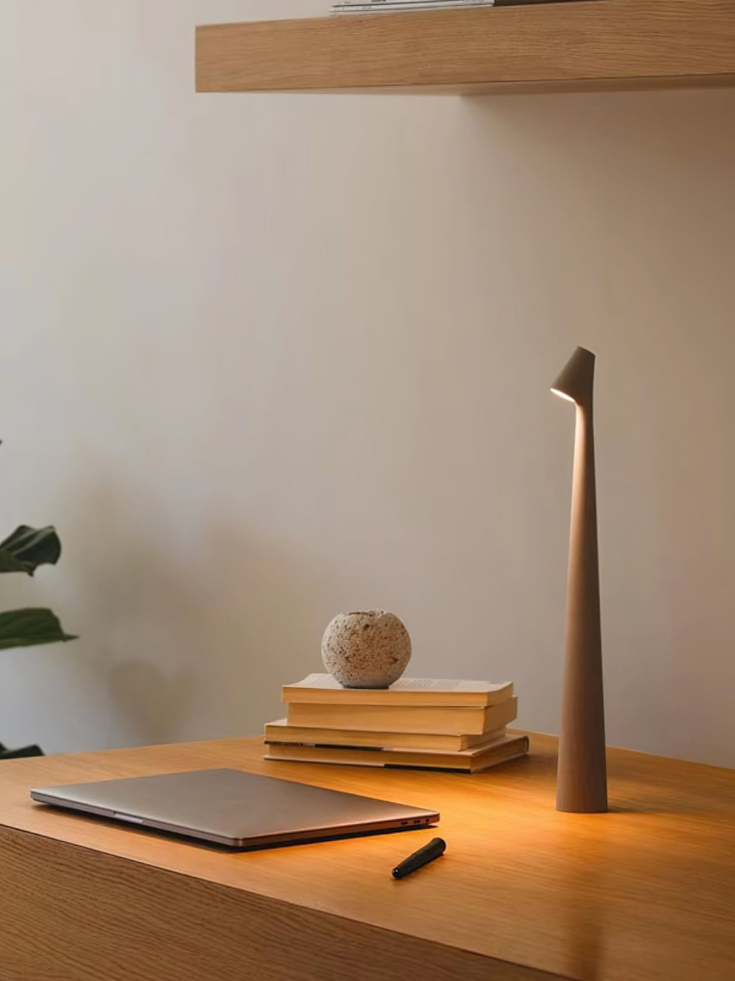 Africa Portable Table Lamp | Metal & Acrylic | Rechargeable, 4 Colors