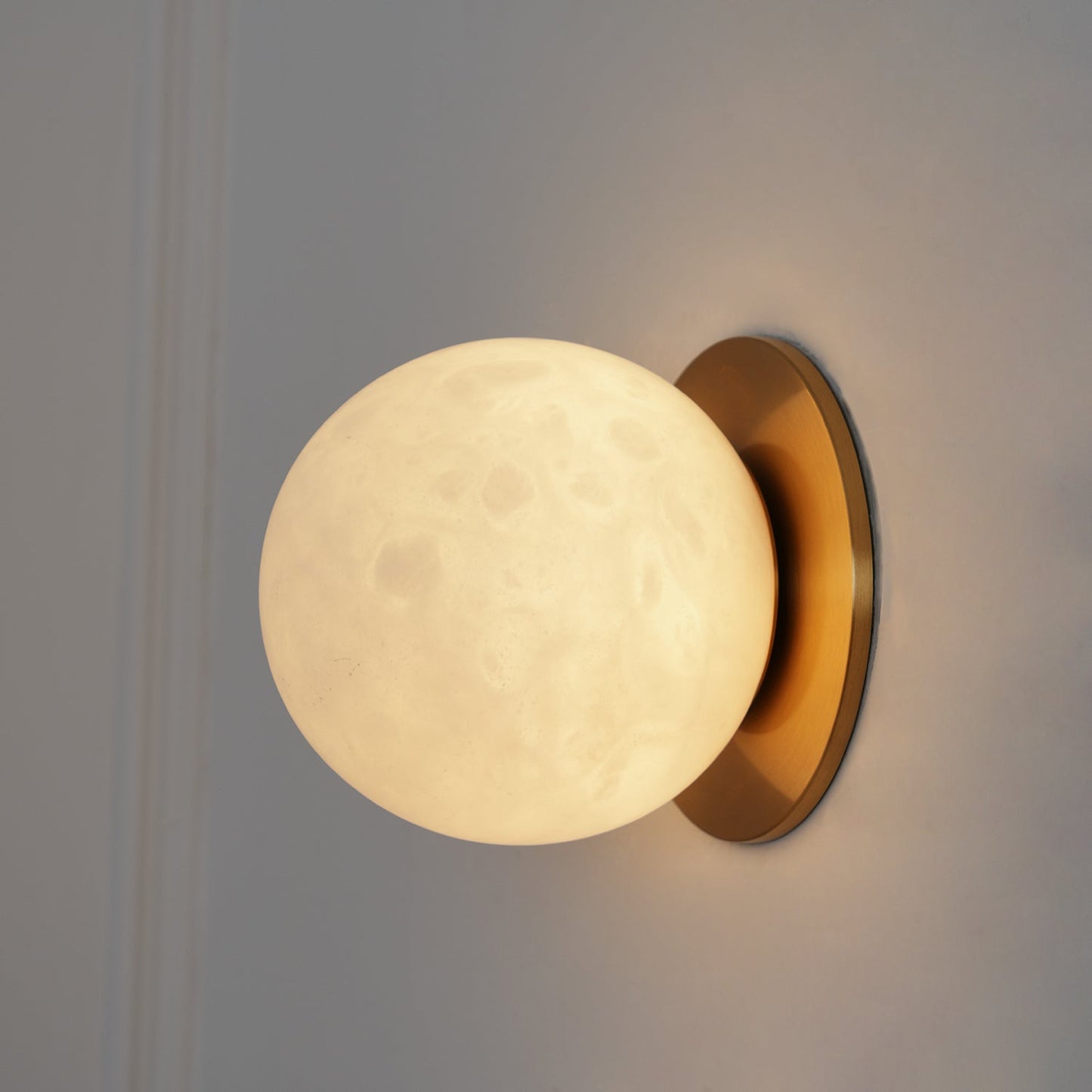 Alabaster Mini Orb Wall Lamp | Snowflake Gypsum | Gold Finish