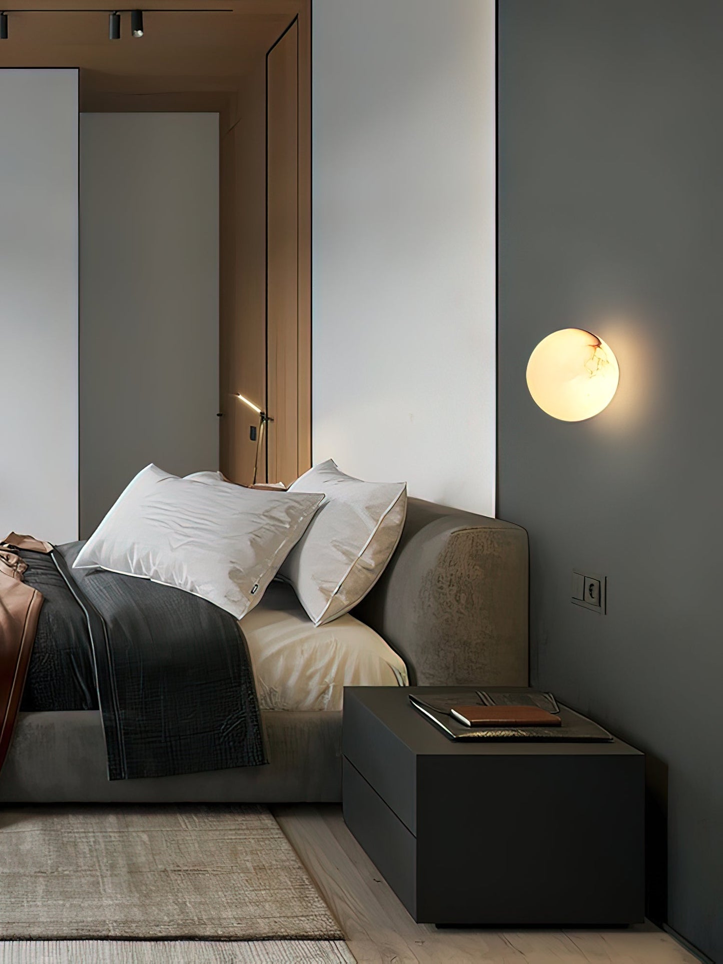 Alabaster Mini Orb Wall Lamp | Snowflake Gypsum | Gold Finish
