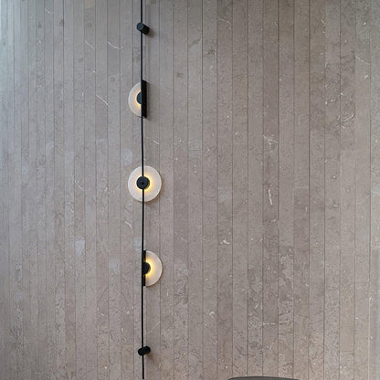 Alabaster Wall Sconce | Metal & Alabaster | Vertical