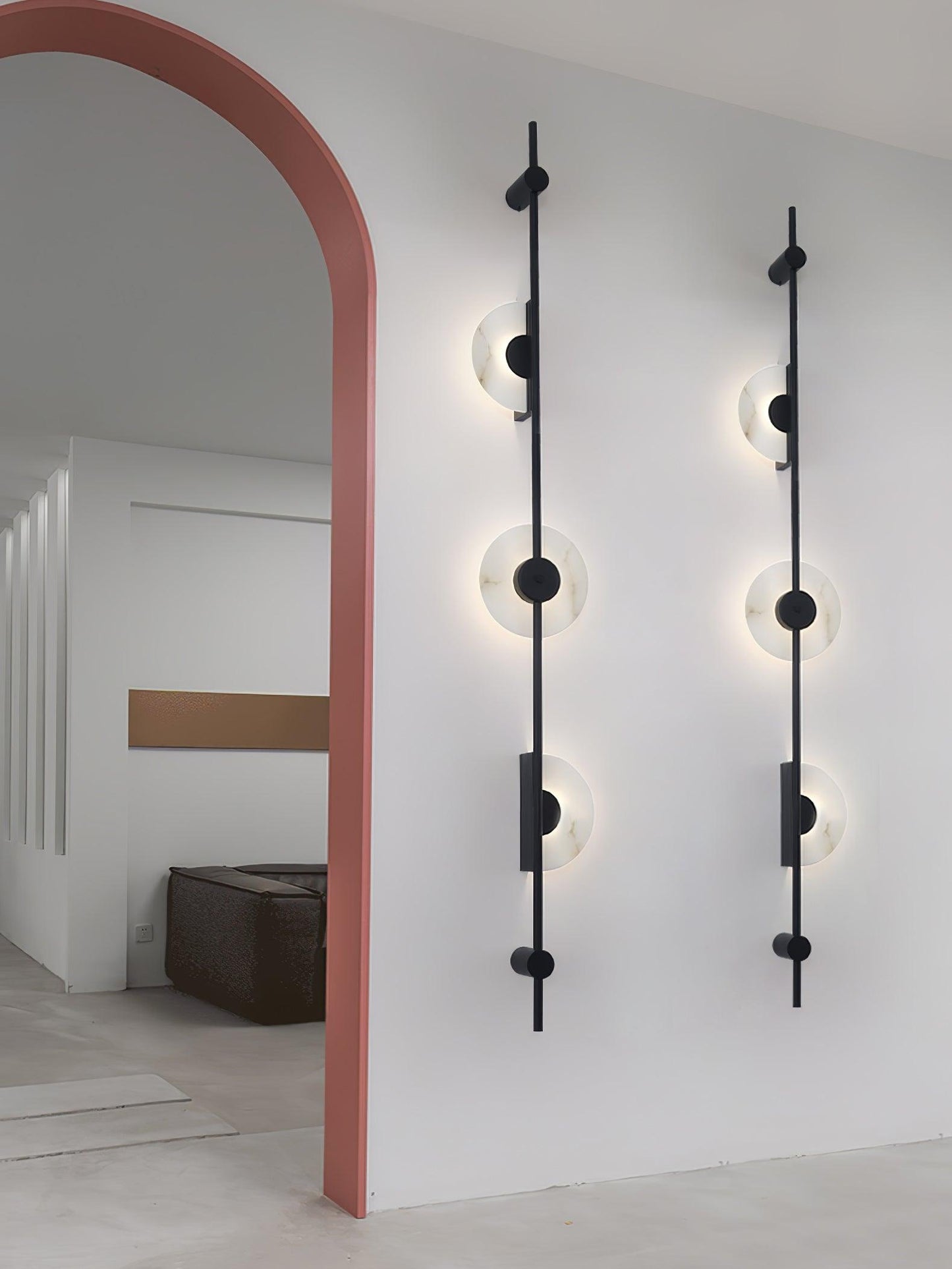 Alabaster Wall Sconce | Metal & Alabaster | Vertical