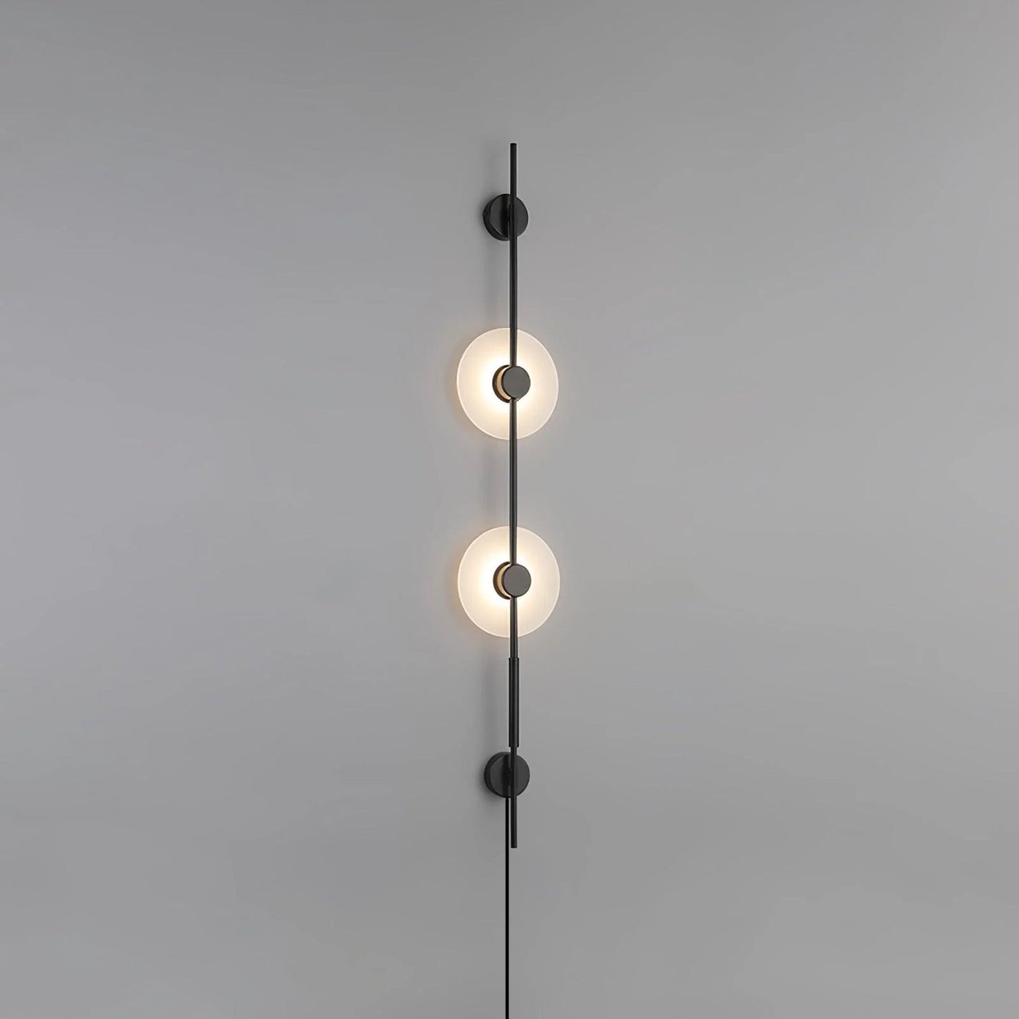 Alabaster Wall Sconce | Metal & Alabaster | Vertical