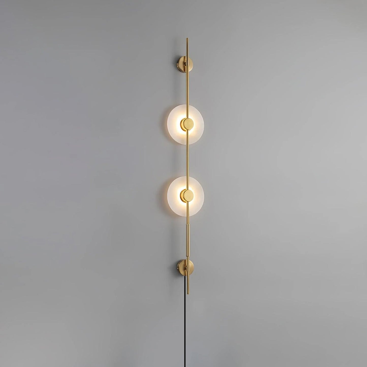 Alabaster Wall Sconce | Metal & Alabaster | Vertical