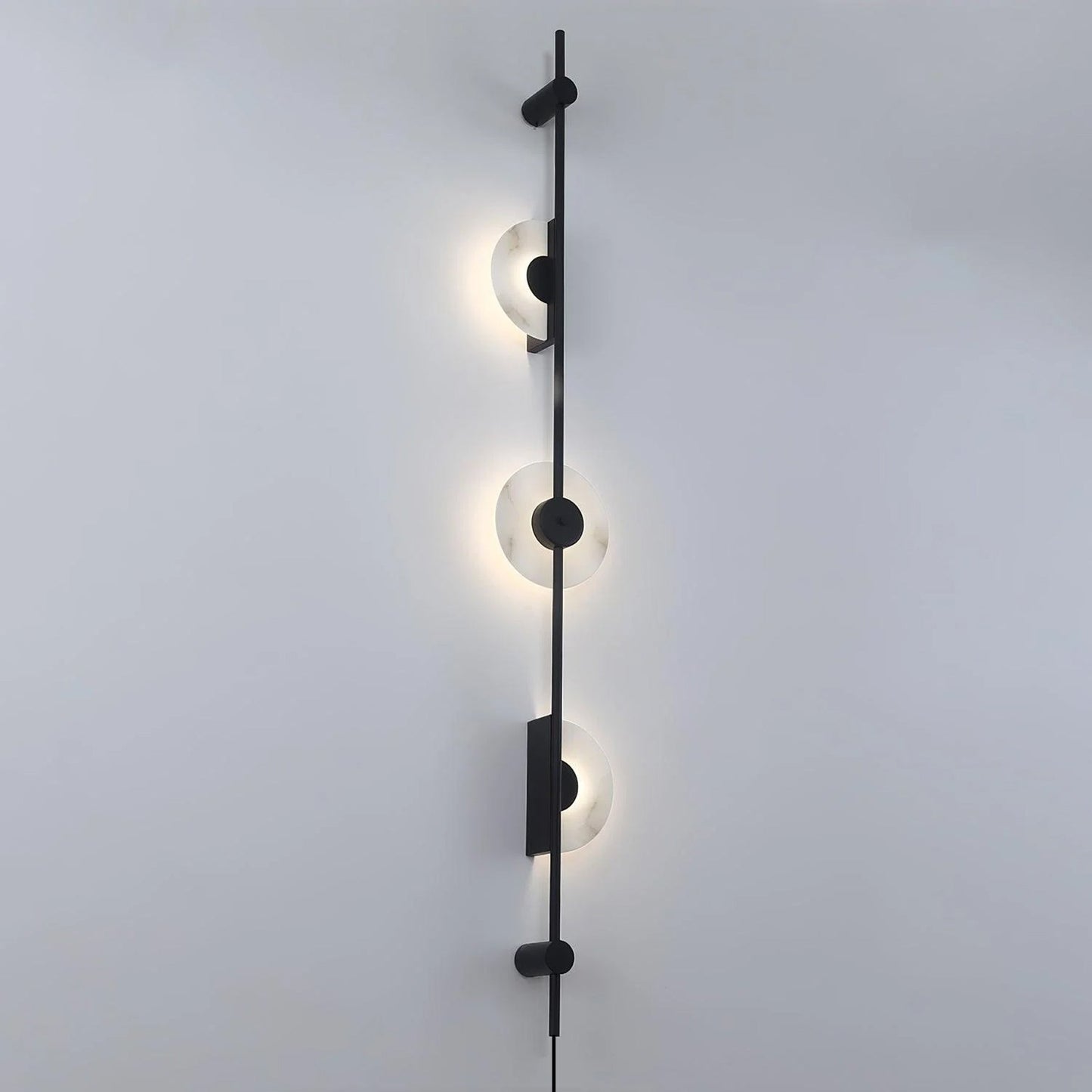 Alabaster Wall Sconce | Metal & Alabaster | Vertical