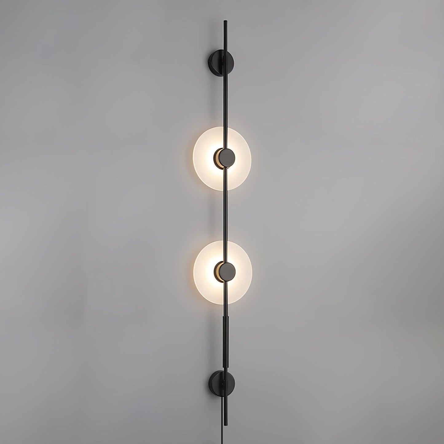 Alabaster Wall Sconce | Metal & Alabaster | Vertical