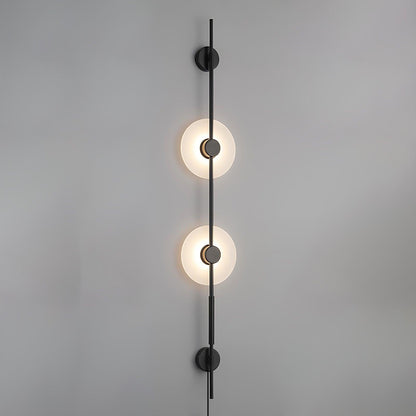 Alabaster Wall Sconce | Metal & Alabaster | Vertical
