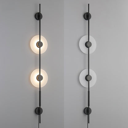 Alabaster Wall Sconce | Metal & Alabaster | Vertical