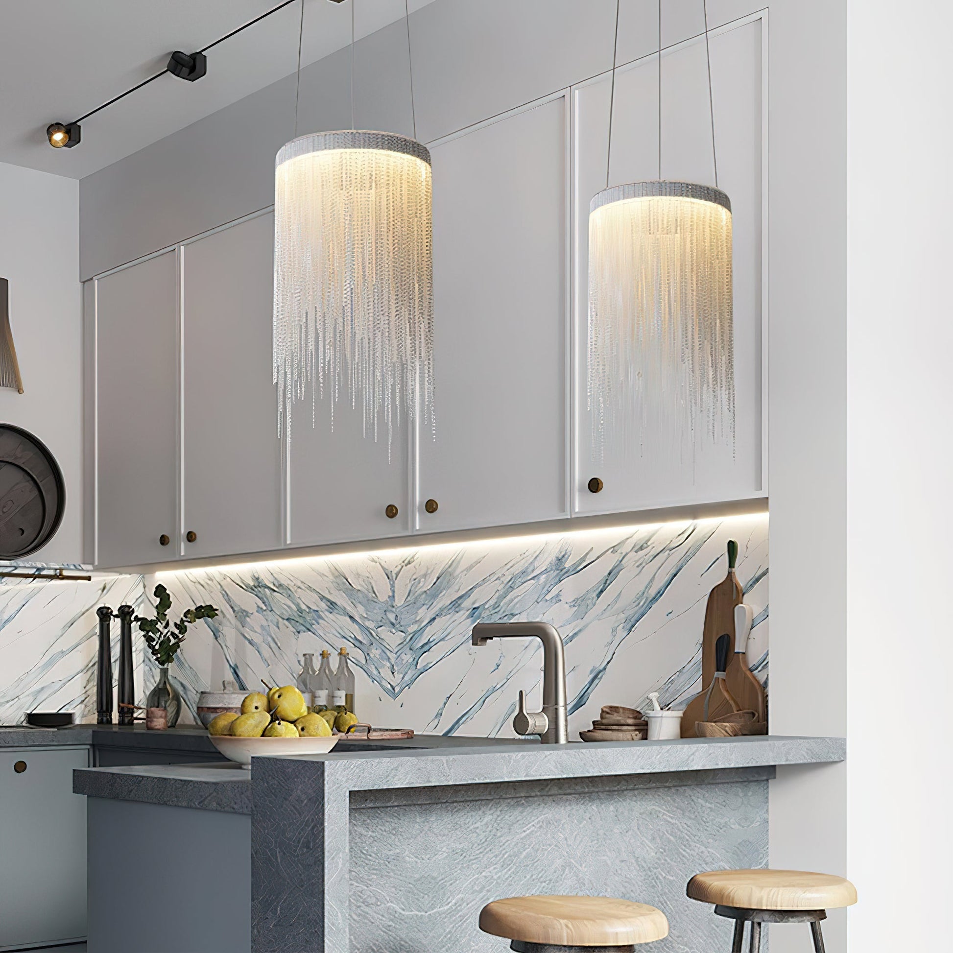 Pendant Light | Aluminum Chain | Modern Tassel Design, 20cm Diameter