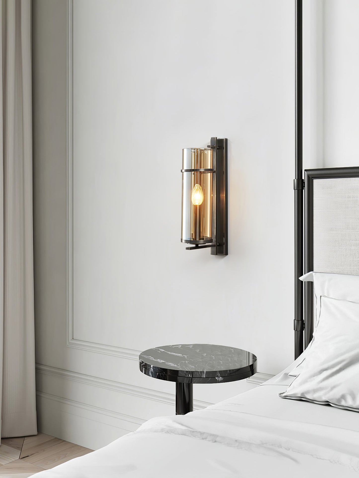 Amalfi Wall Lamp | Metal & Glass | Black & Gold