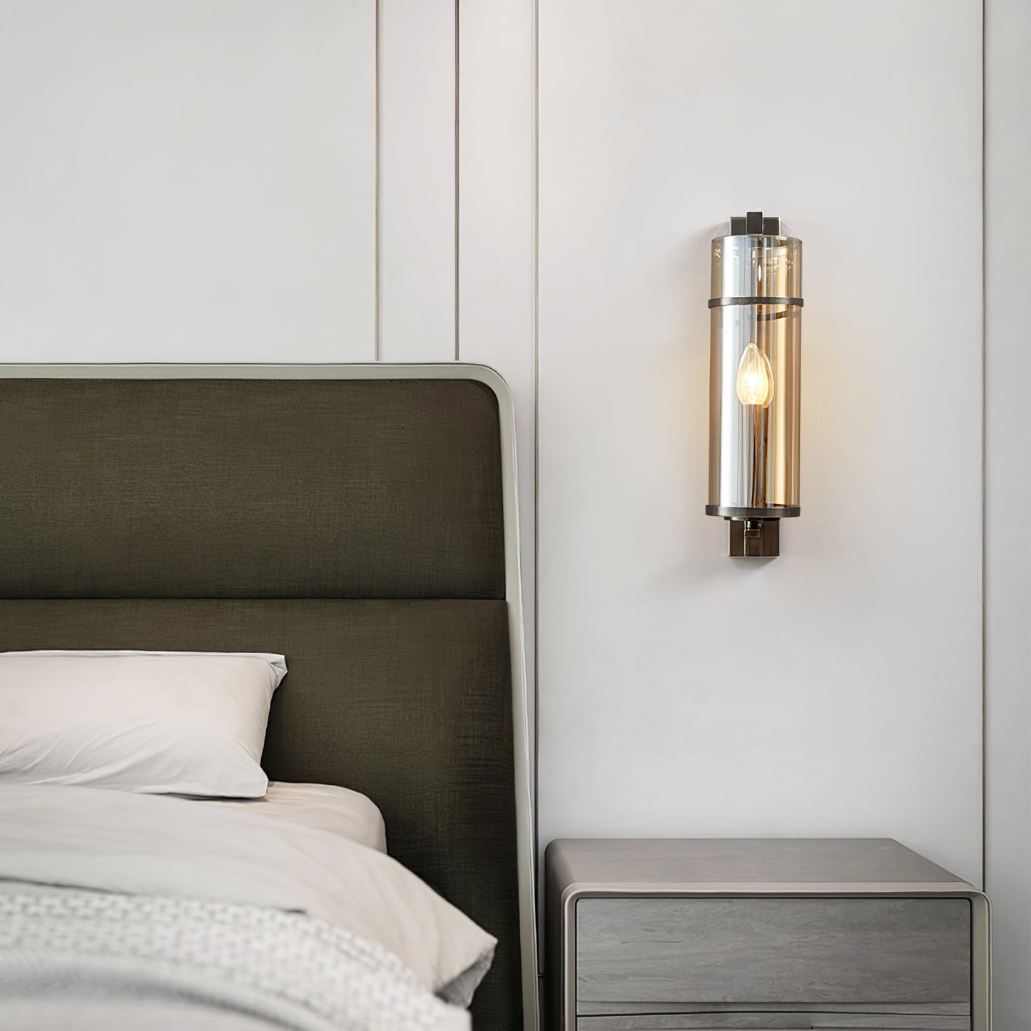 Amalfi Wall Lamp | Metal & Glass | Black & Gold