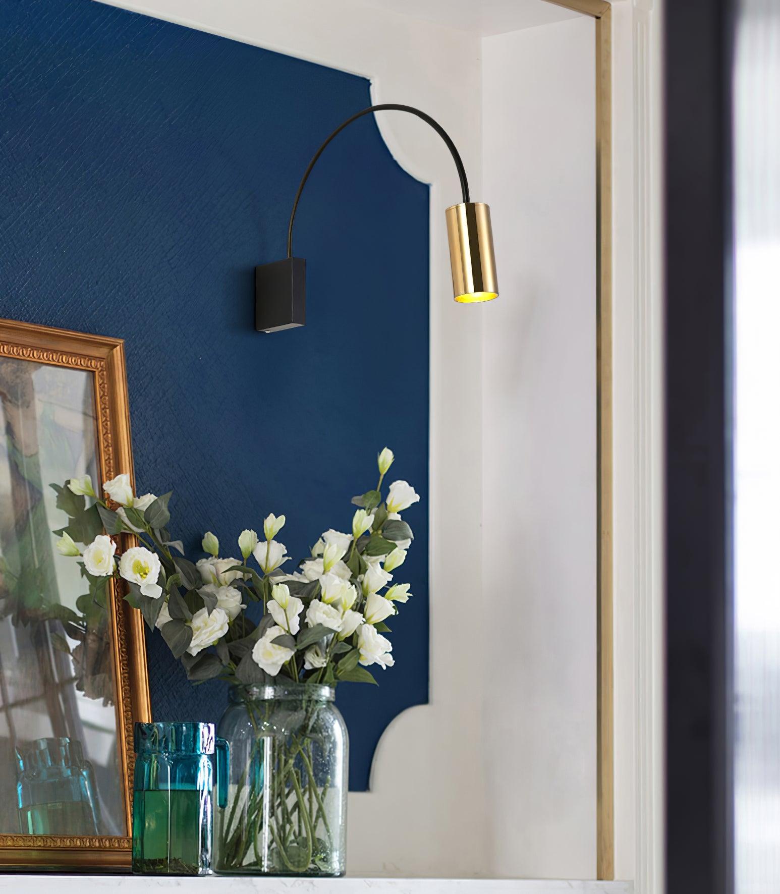 Antonella Wall Lamp | Metal | Black/Gold