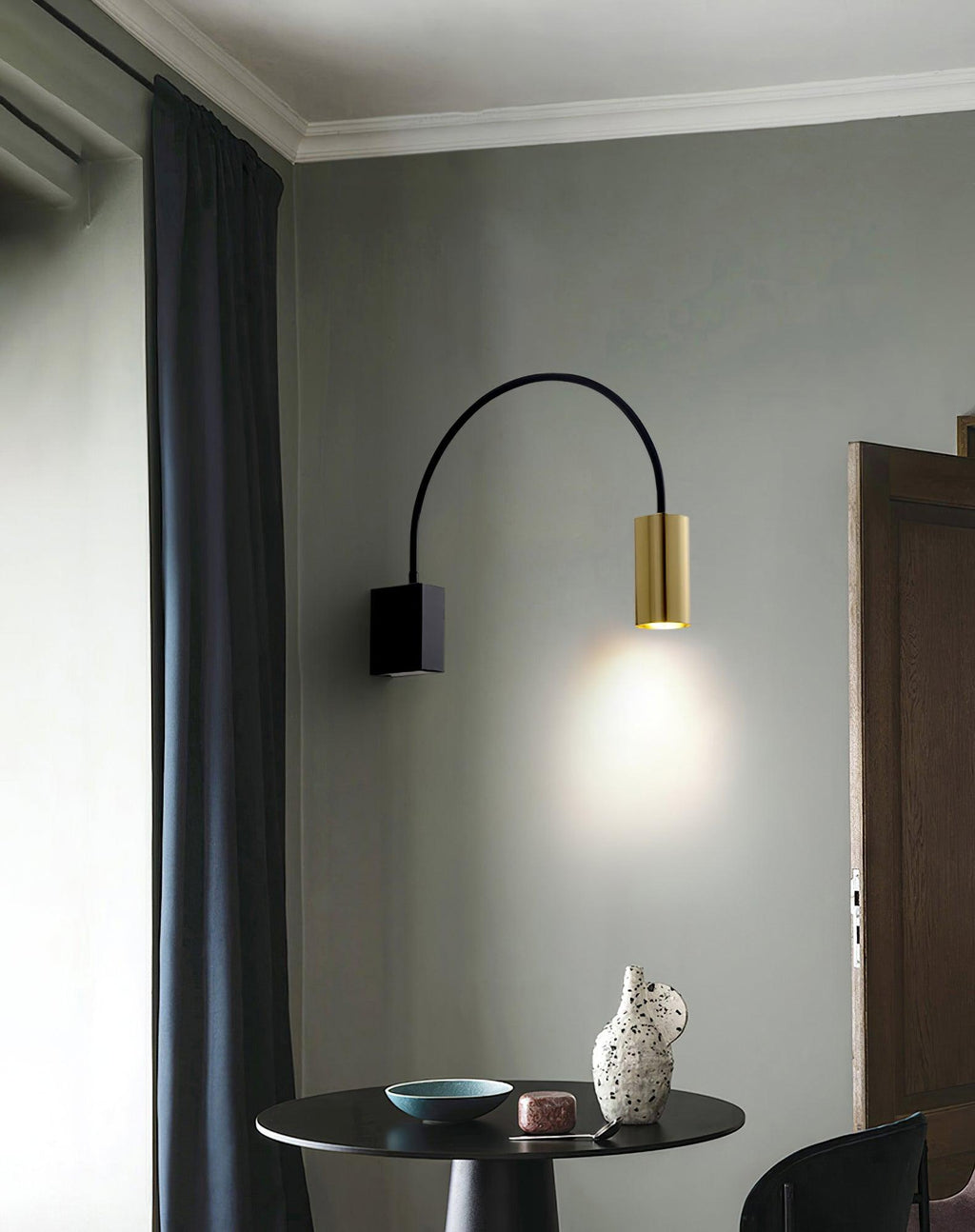 Antonella Wall Lamp | Metal | Black/Gold