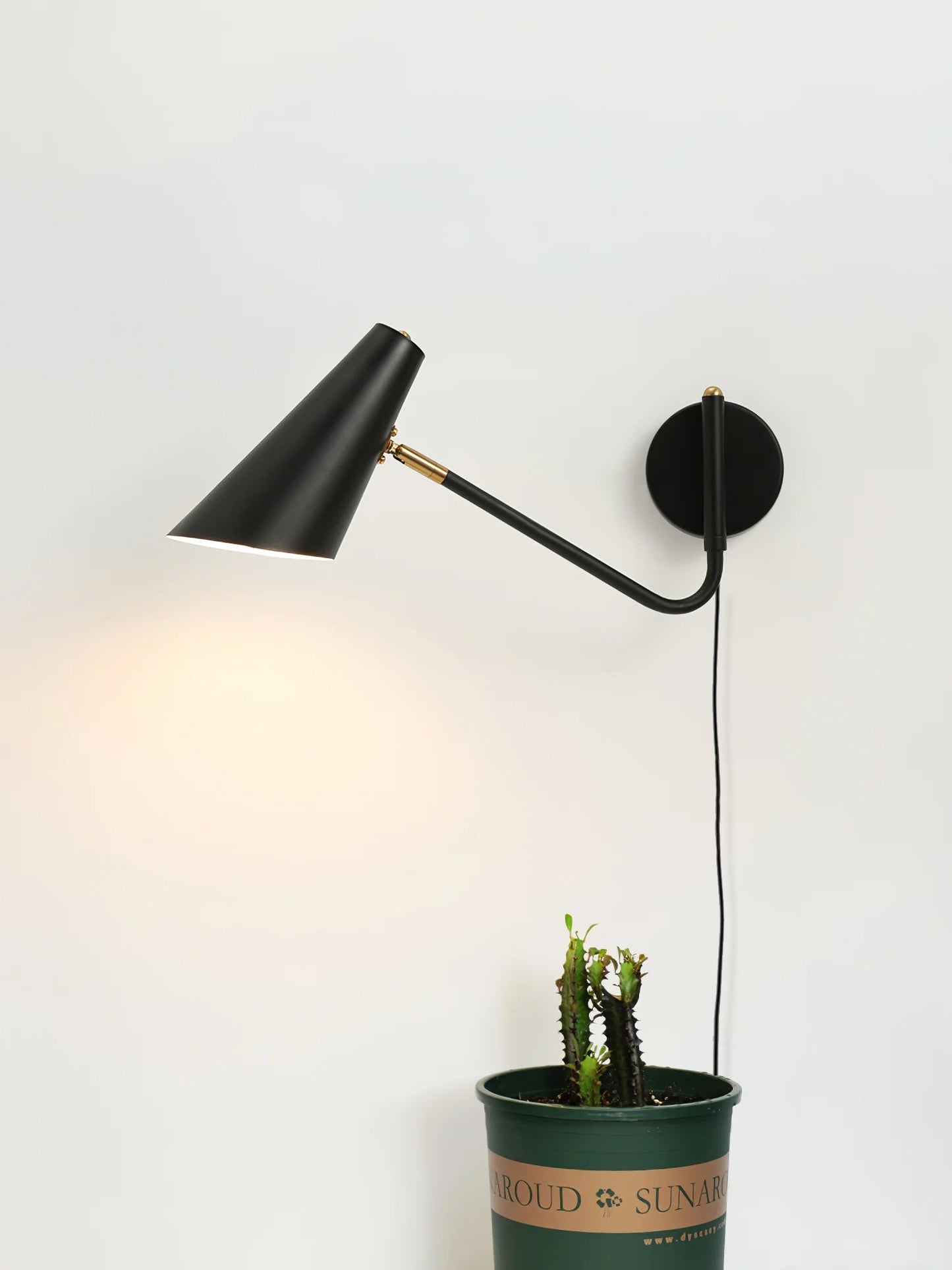 Apex Wall Sconce | Steel, Aluminum | Black, White, Gold