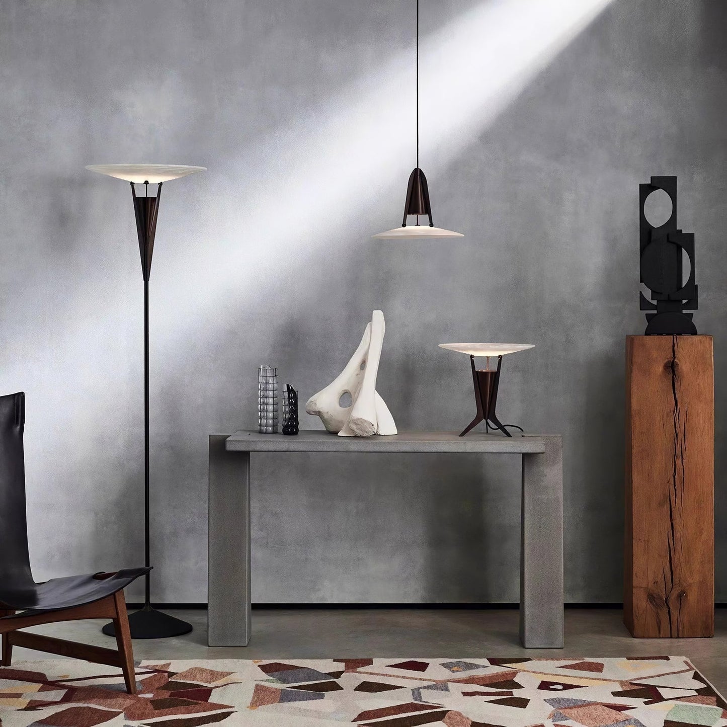 Aragon Table Lamp | Alabaster & Metal | Bronze & White