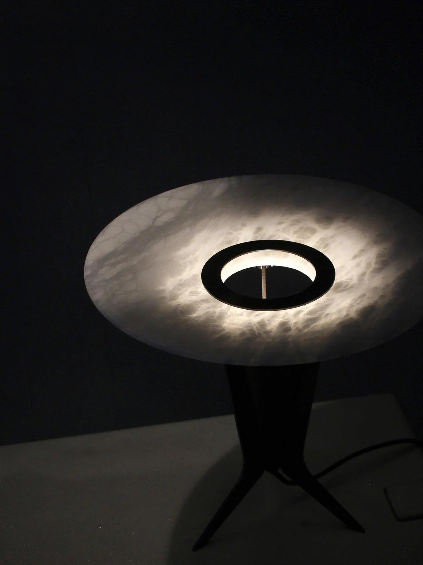 Aragon Table Lamp | Alabaster & Metal | Bronze & White