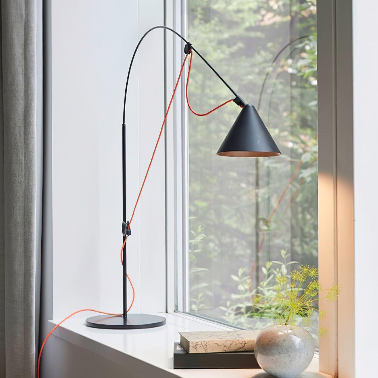 Ensure Black Table Lamp | Adjustable Height | Black