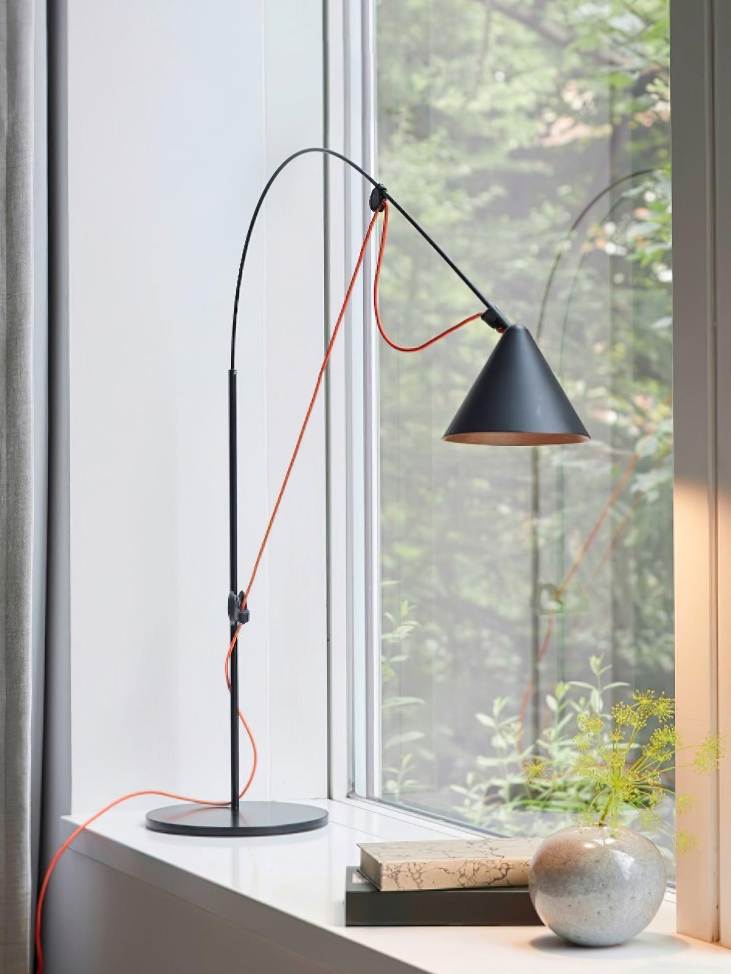 Ensure Black Table Lamp | Adjustable Height | Black