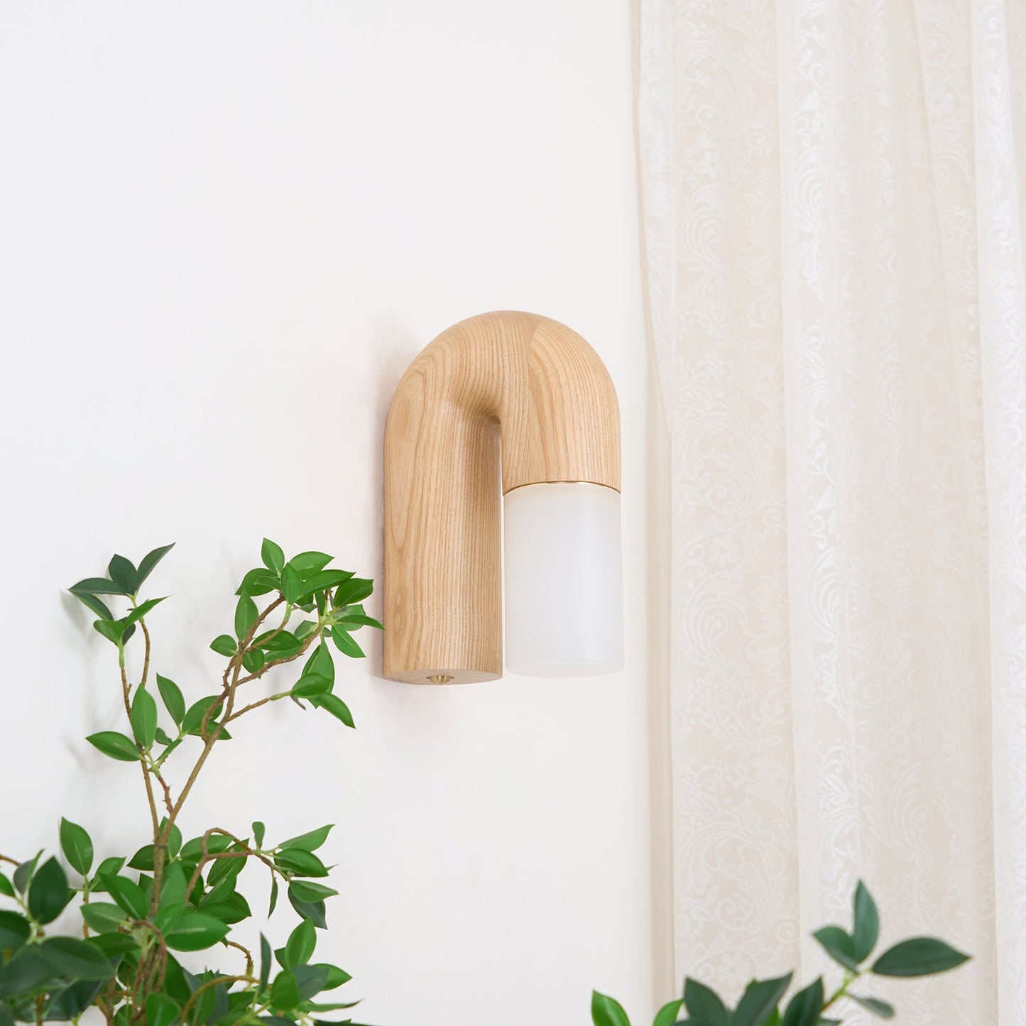 Arcus Wood Wall Lamp | Wood/Metal/Acrylic | Various Finishes