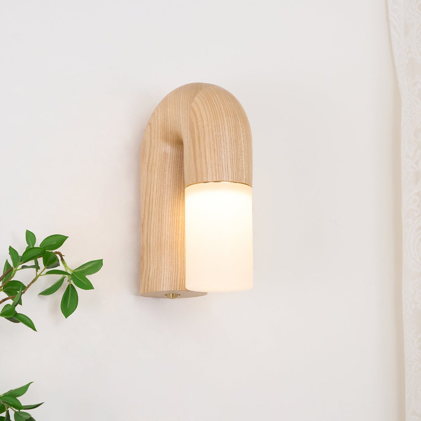 Arcus Wood Wall Lamp | Wood/Metal/Acrylic | Various Finishes