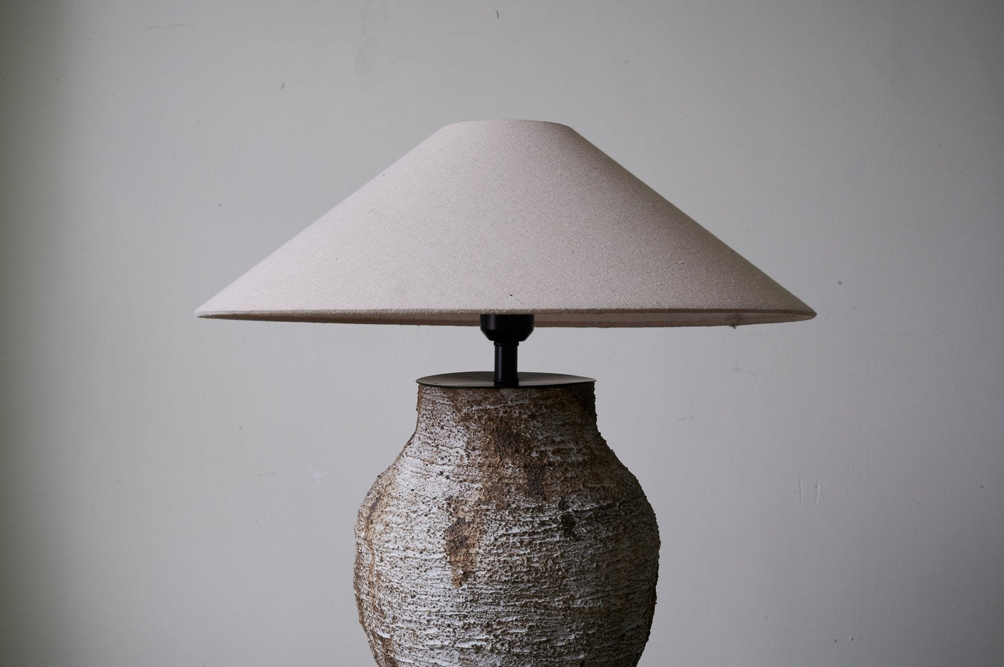 Arden Table Lamp | Textured Clay | Beige Shade