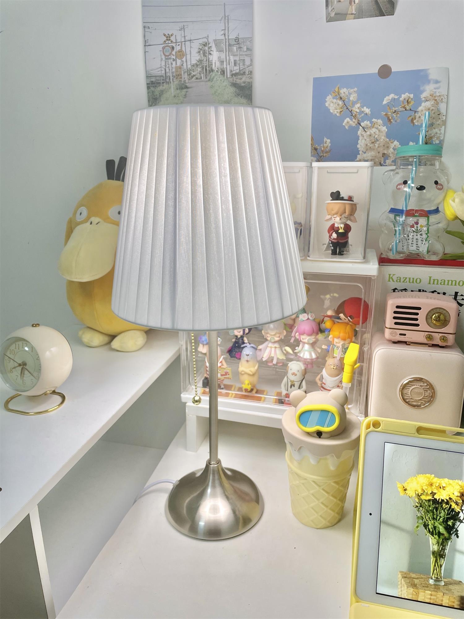 Arstid Table Lamp | Metal, Iron, Fabric | Chrome, White