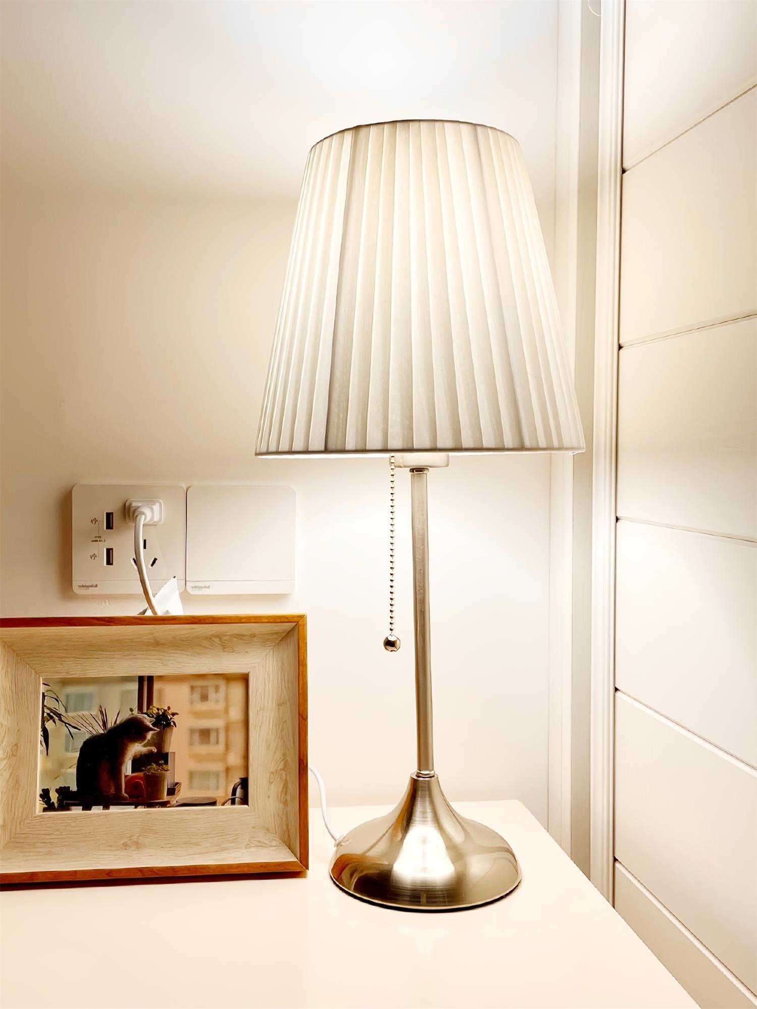 Arstid Table Lamp | Metal, Iron, Fabric | Chrome, White