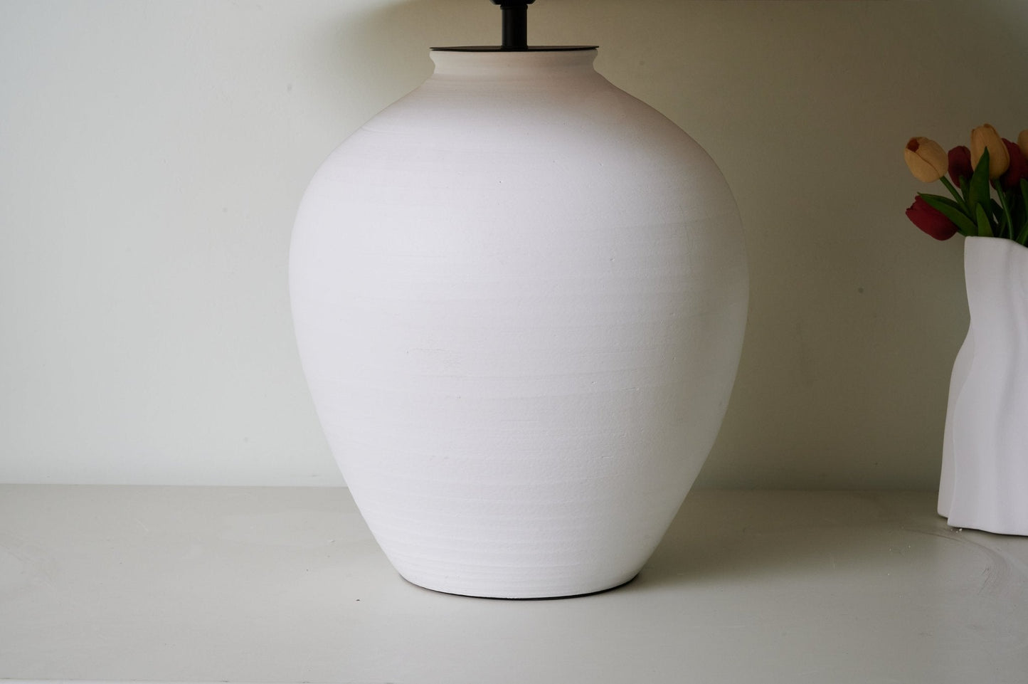 Aterra Table Lamp | Ceramic | White and Beige