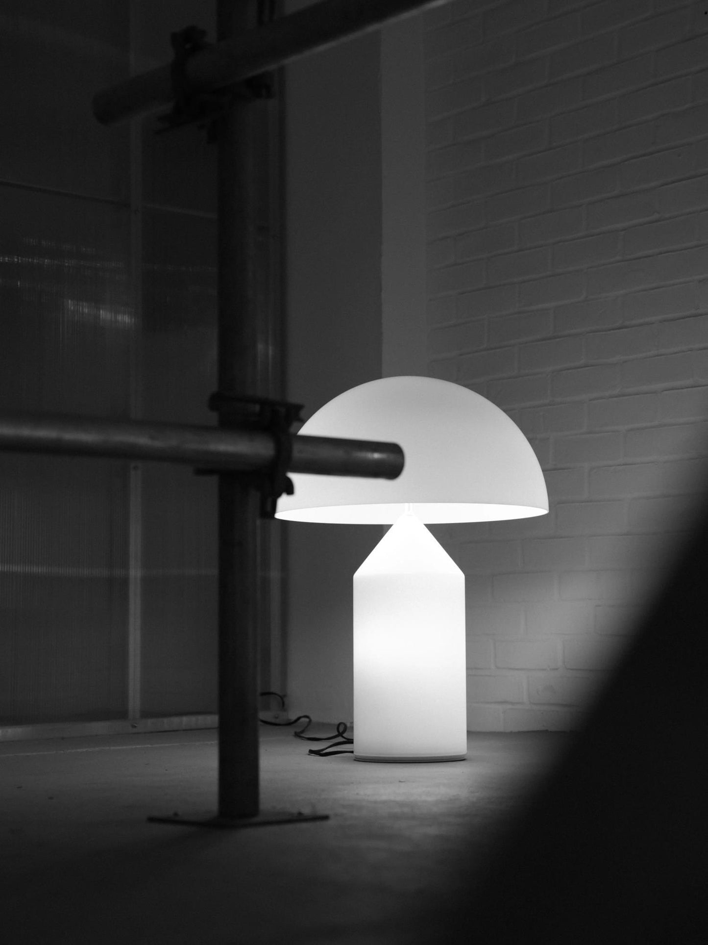 Atollo Table Lamp | Opaque Blown Glass | White