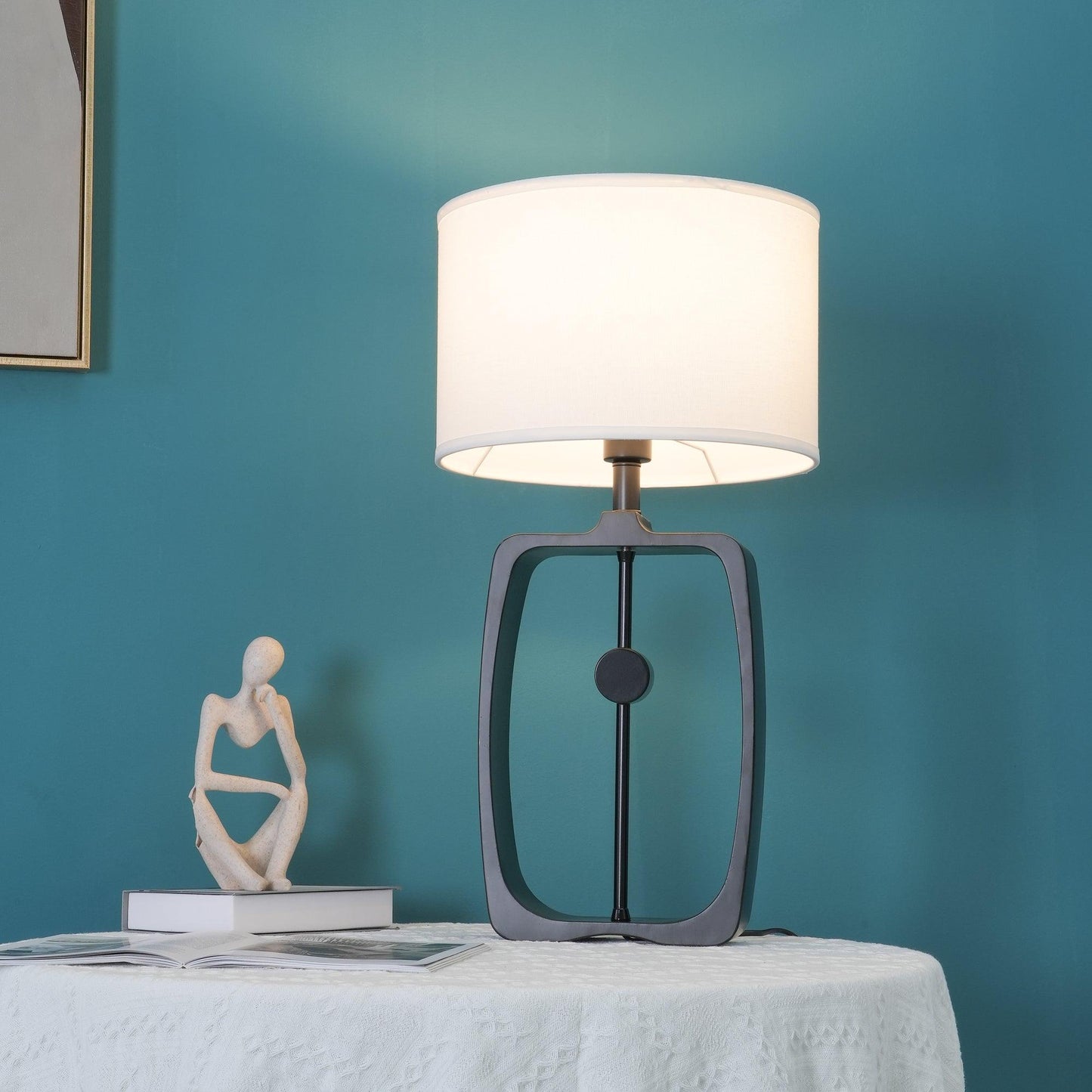 Bell Pepper Table Lamp | Metal & Iron | Black or White