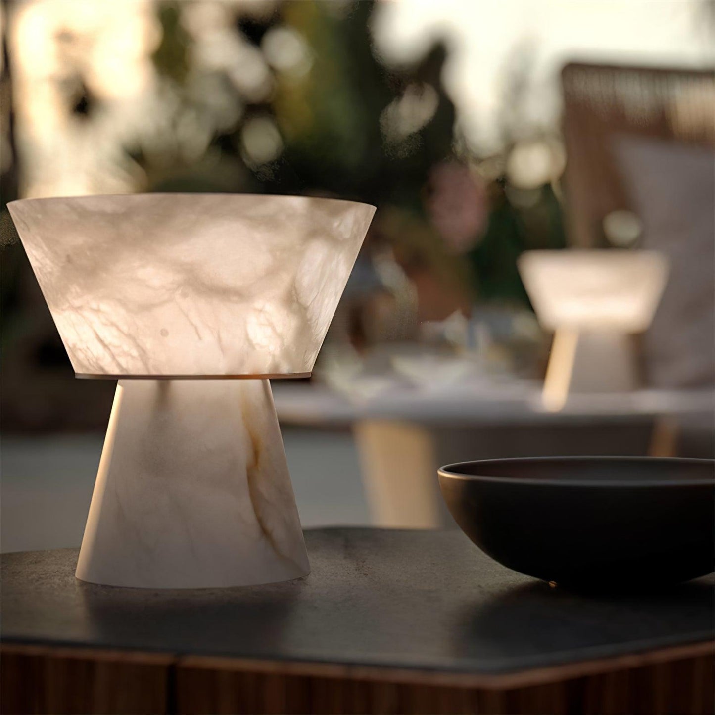 Beta Marble Table Lamp | Brass & Marble | White
