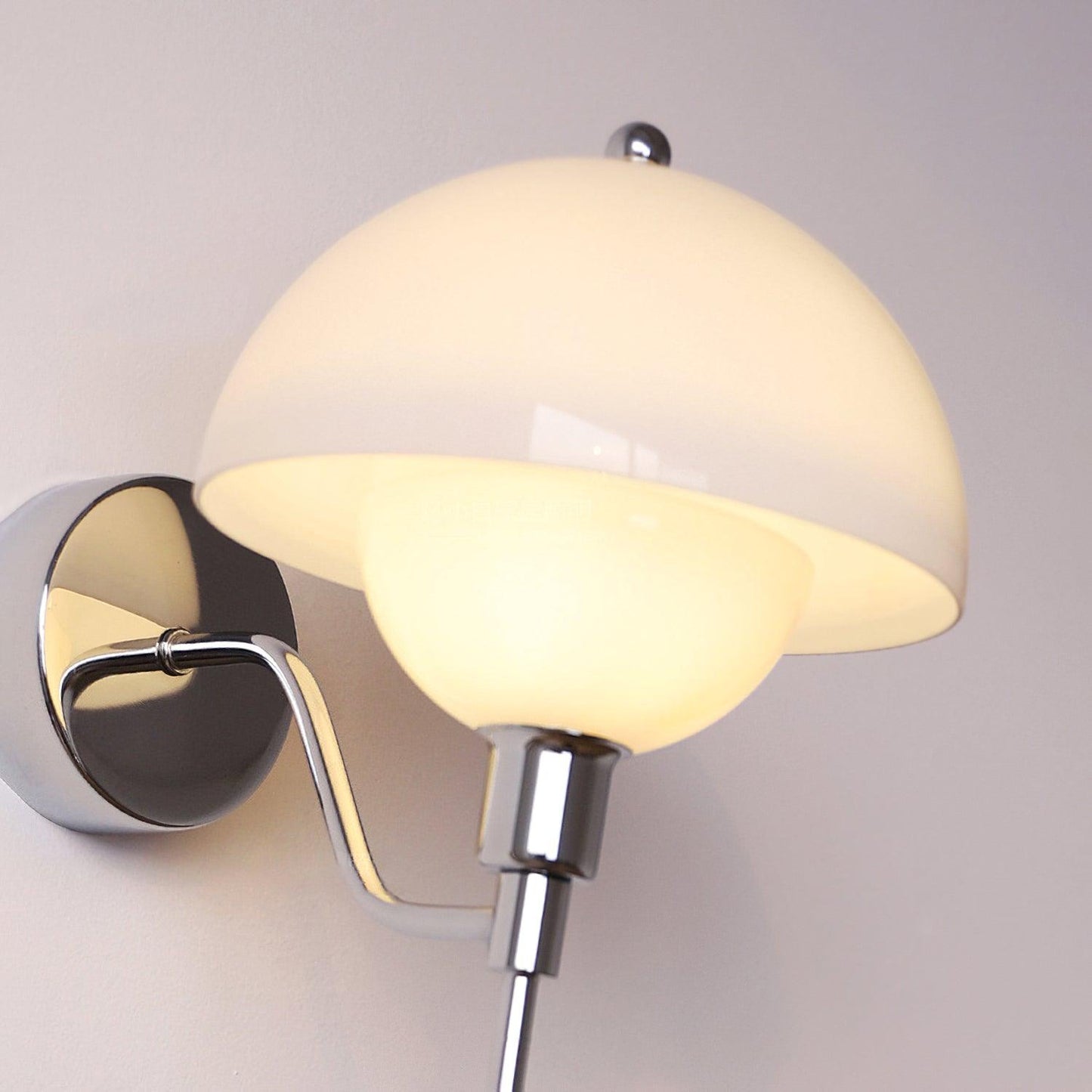 Bidle Wall Light | Chrome Metal | White Shade
