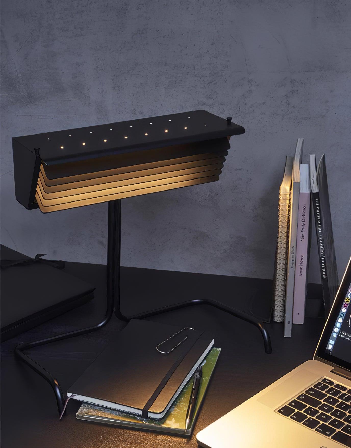 Xalor Table Lamp | Metal | Black and White