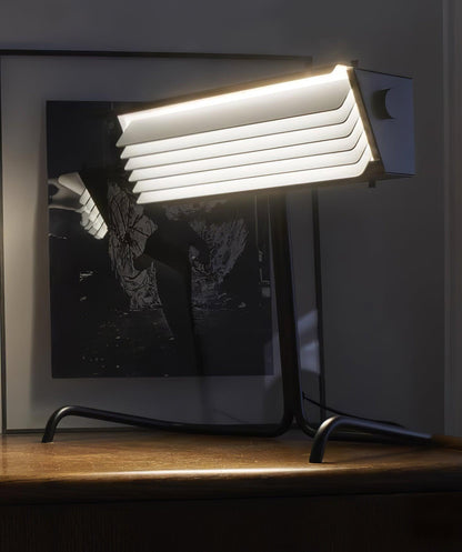 Xalor Table Lamp | Metal | Black and White