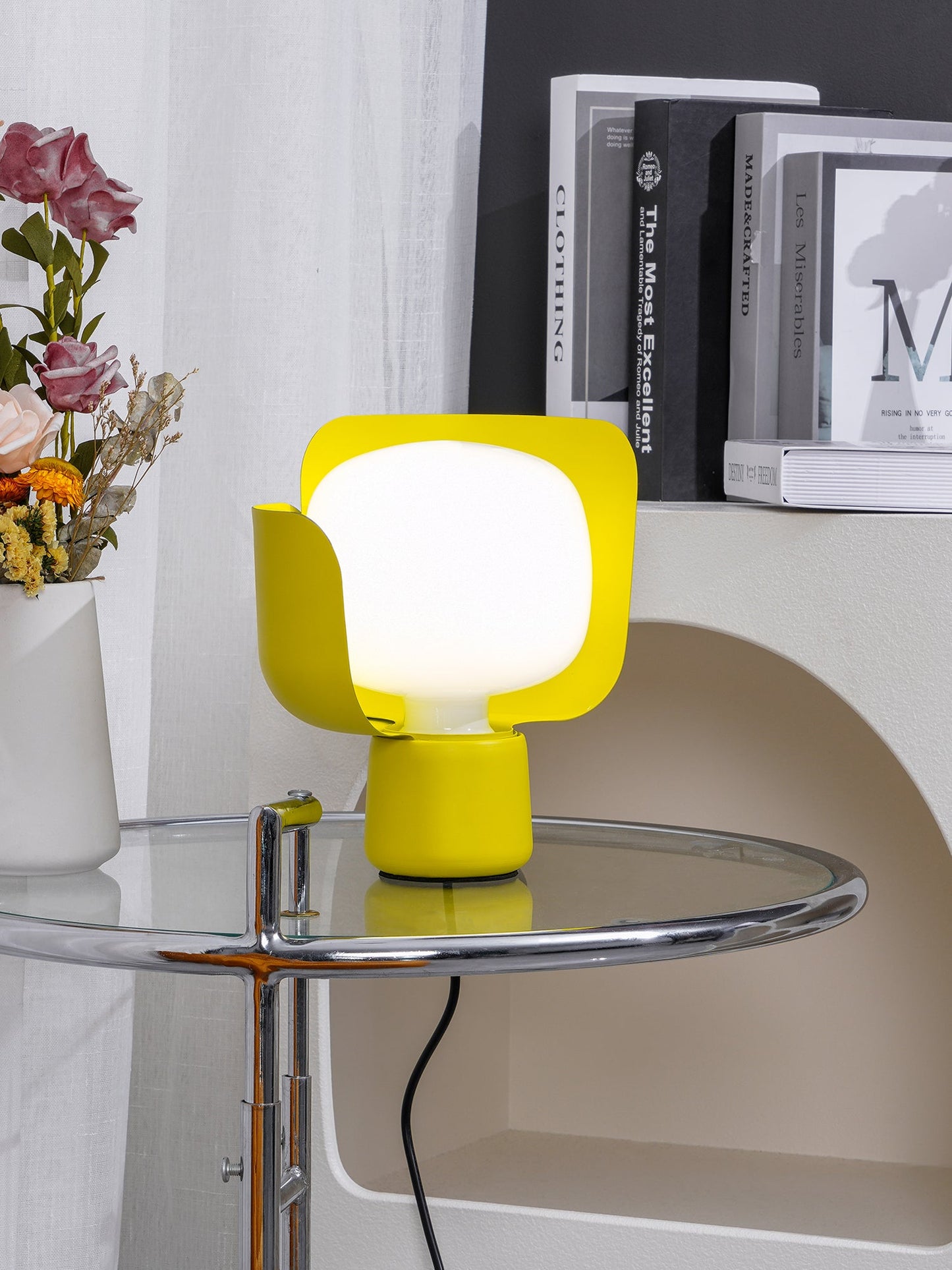 Petals Glass Table Lamp | Adjustable Light Intensity | Multiple Colors